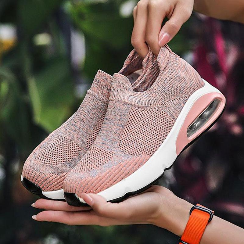 Women Flying Woven Air Cushion Casual Shoes