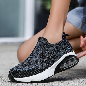 Women Flying Woven Air Cushion Casual Shoes