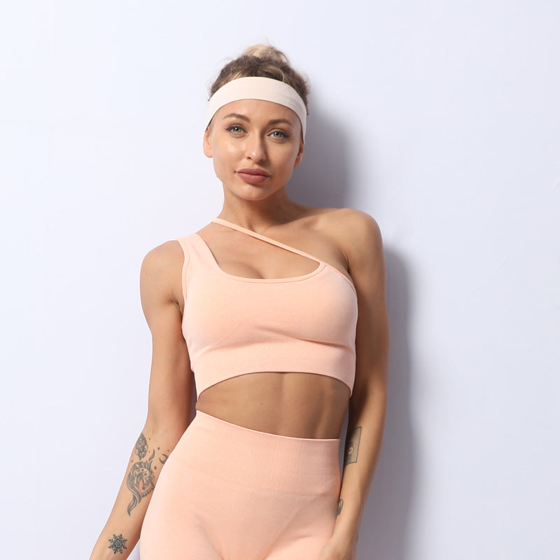 Unique Design One-shoulder Bra and Shorts Yoga Set ( 2 Pieces )