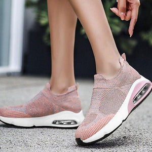 Women Flying Woven Air Cushion Casual Shoes